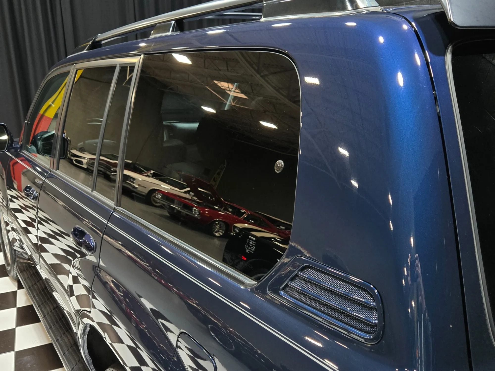 2004 Toyota Land Cruiser