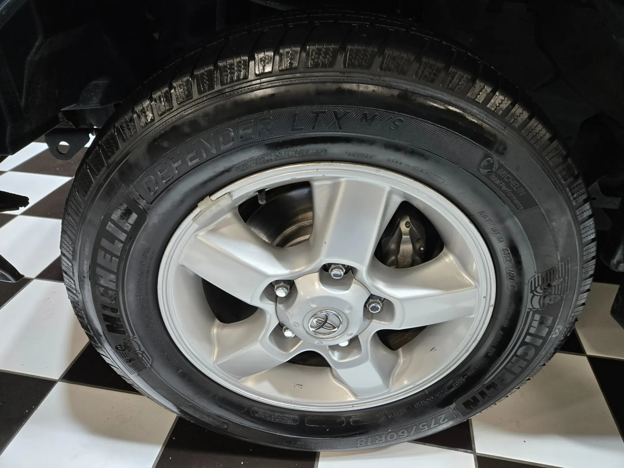 2004 Toyota Land Cruiser