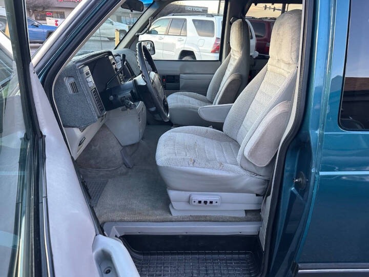 1994 GMC Safari SLX