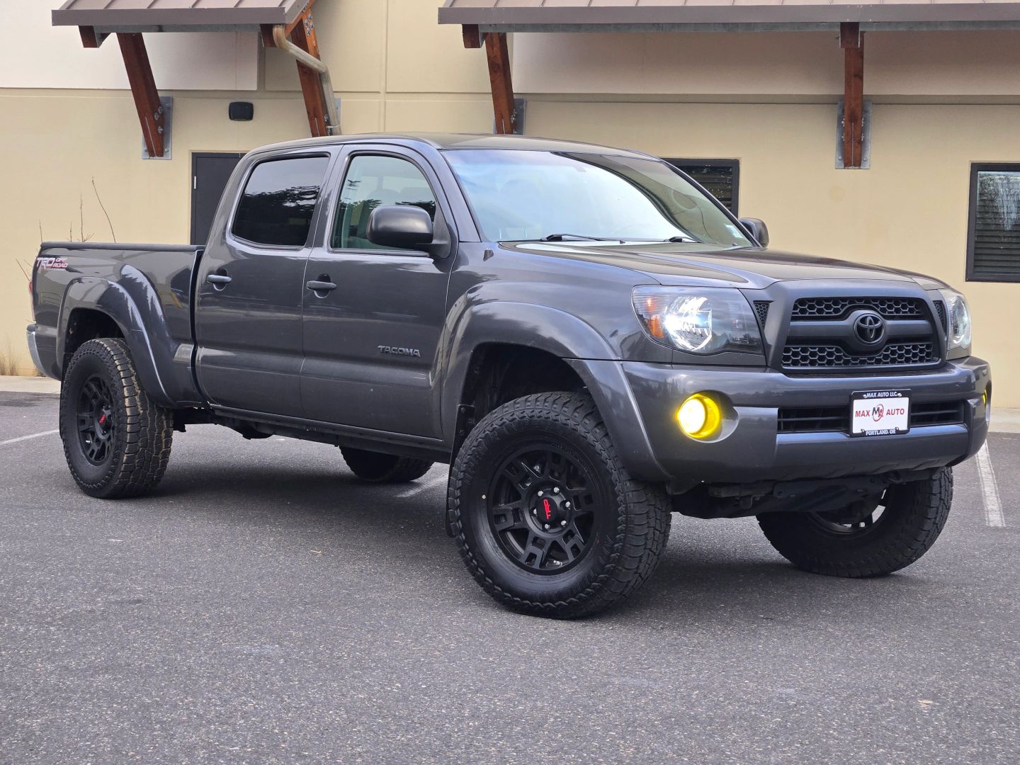  Toyota Tacoma