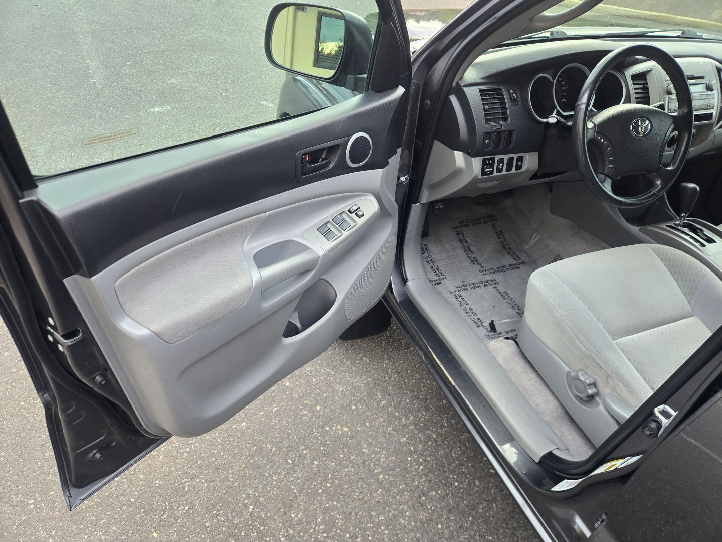 2011 Toyota Tacoma Double Cab - 5