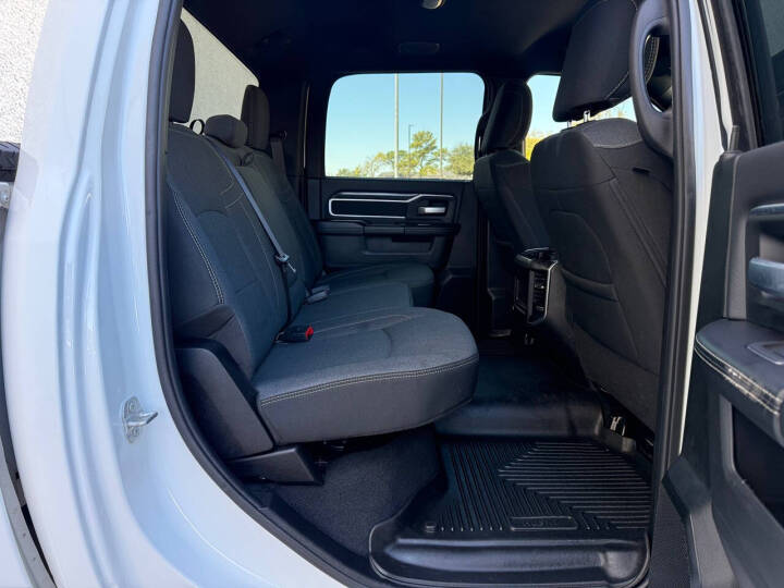 2024 Ram 3500 Lone Star Crew Cab