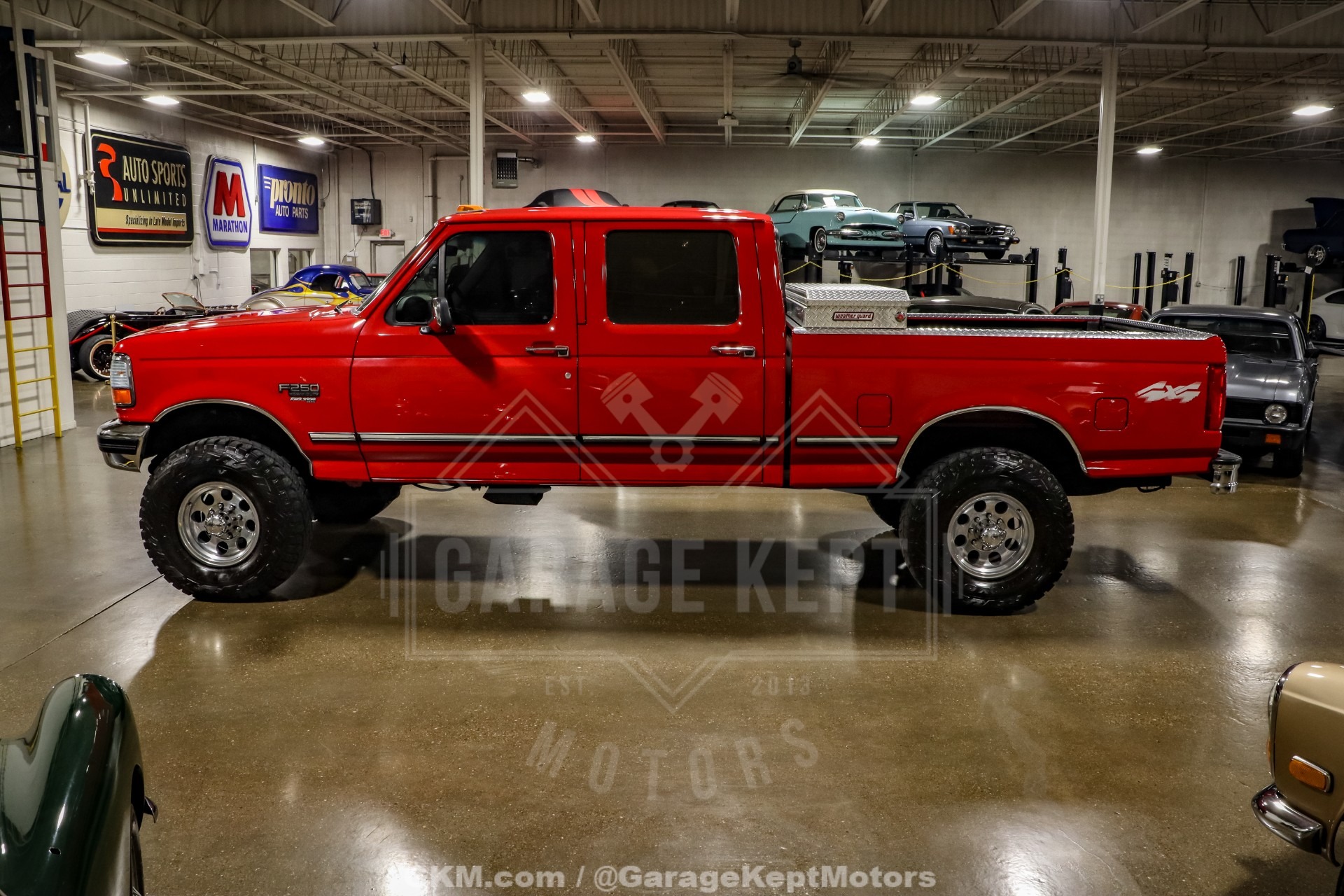 1997 Ford F-250 XLT - 2