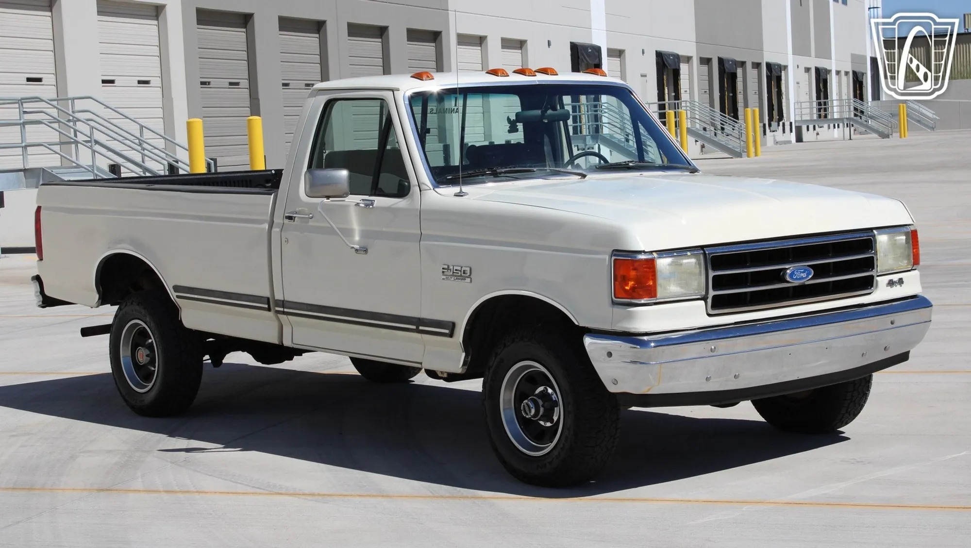 1990 Ford F-150 XLT Lariat - 3