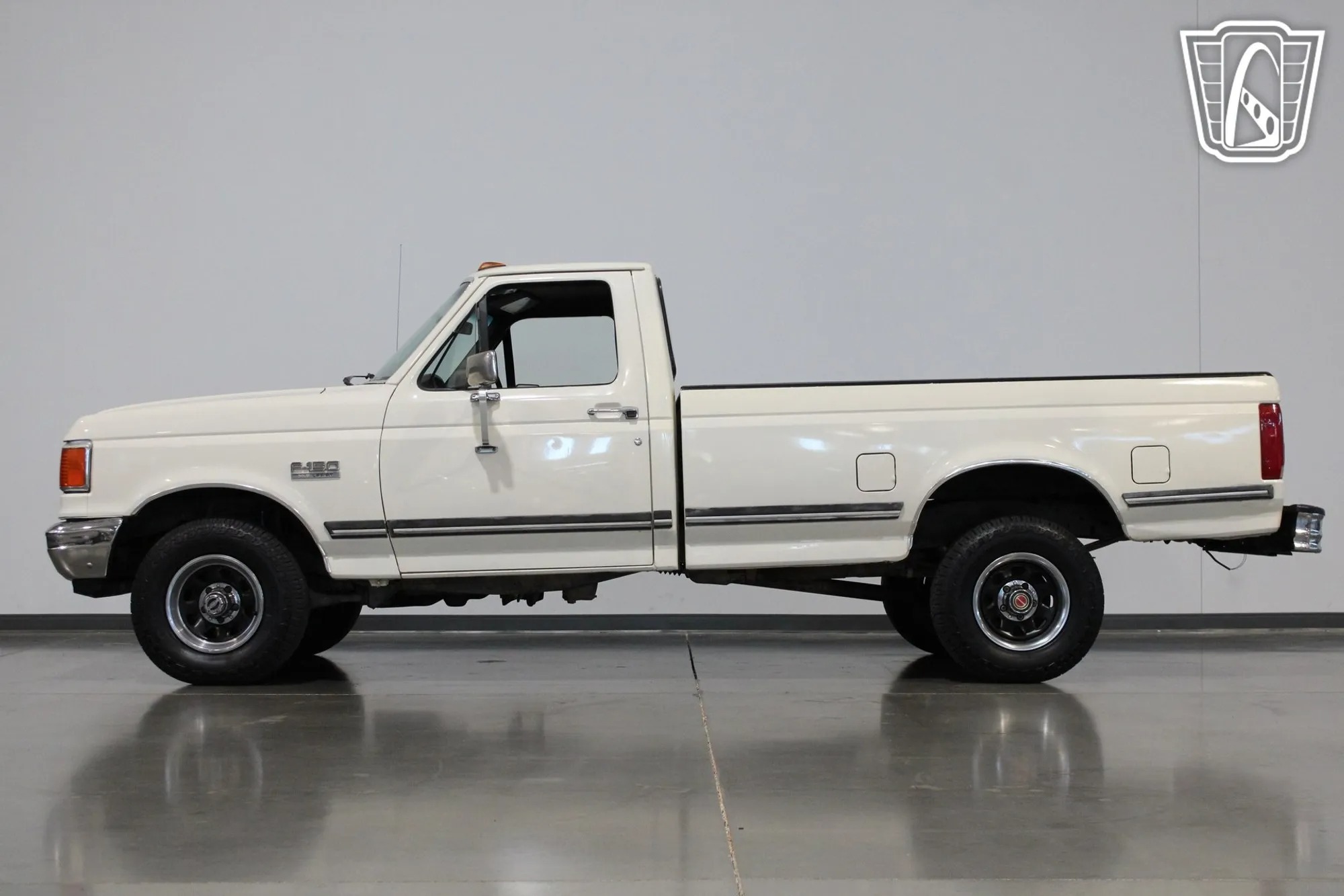 1990 Ford F-150 XLT Lariat