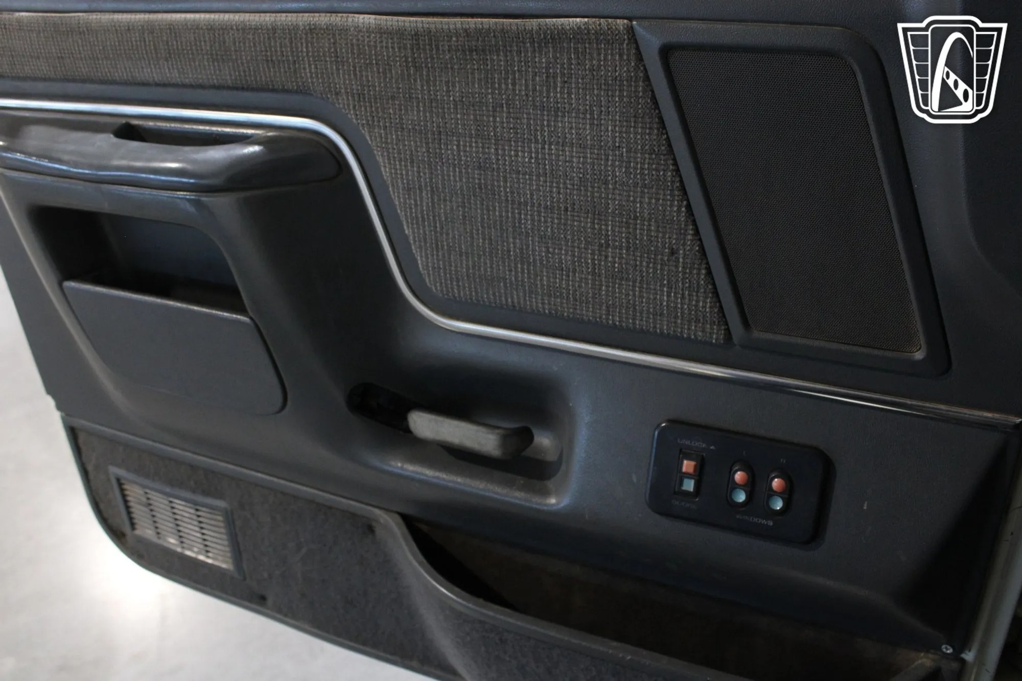 1990 Ford F-150 XLT Lariat