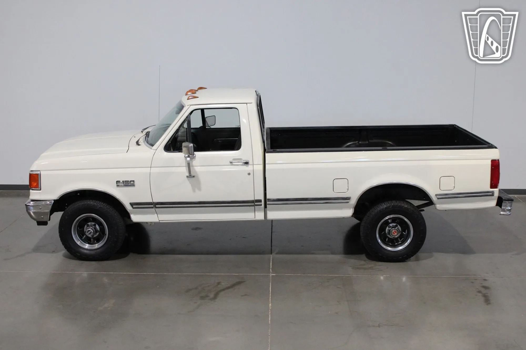 1990 Ford F-150 XLT Lariat