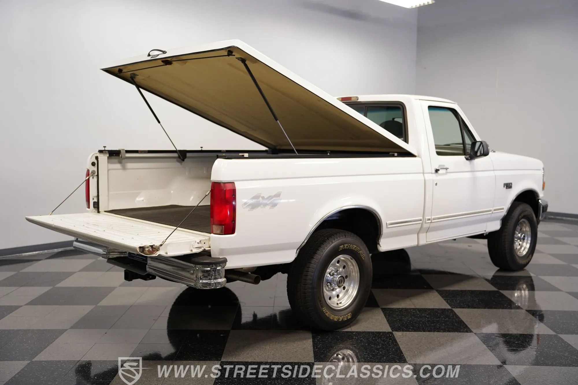 1996 Ford F-150 XLT