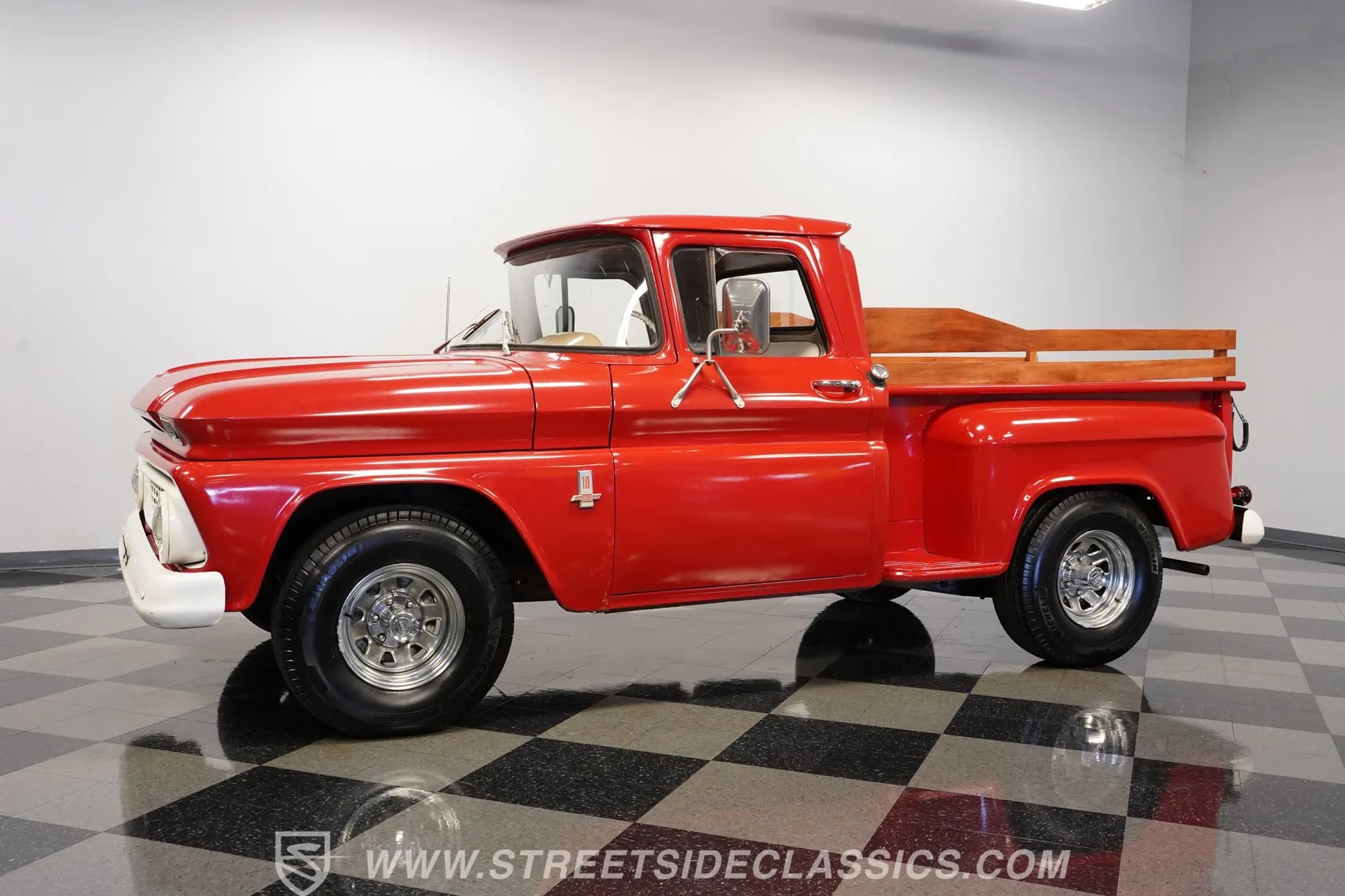 1963 Chevrolet C10 Stepside - 2