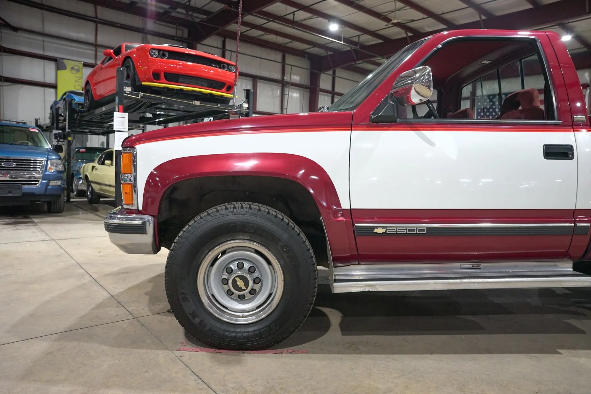 1992 Chevrolet K-2500 Silverado - 3