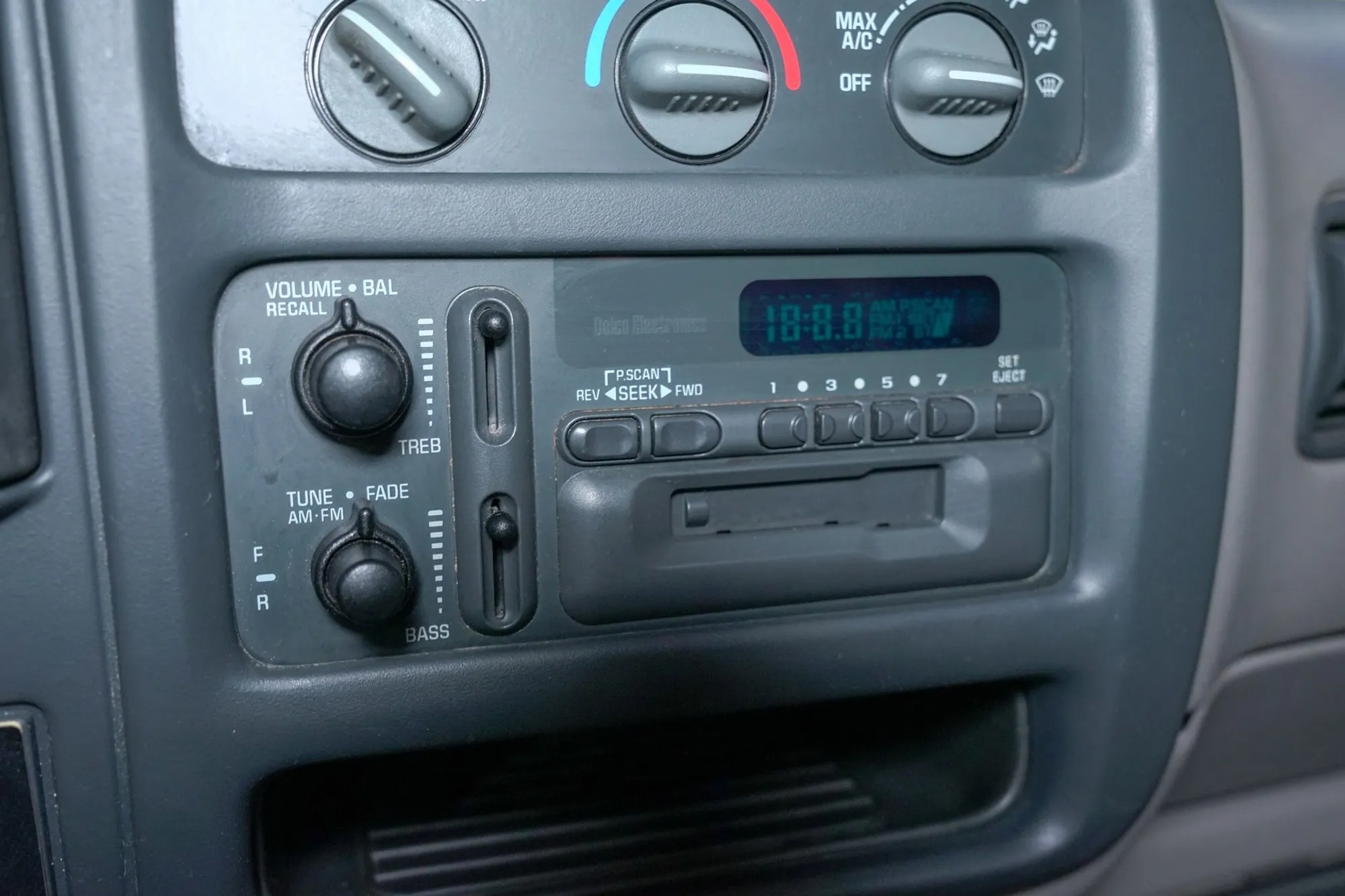 1999 GMC Savana RV G1500