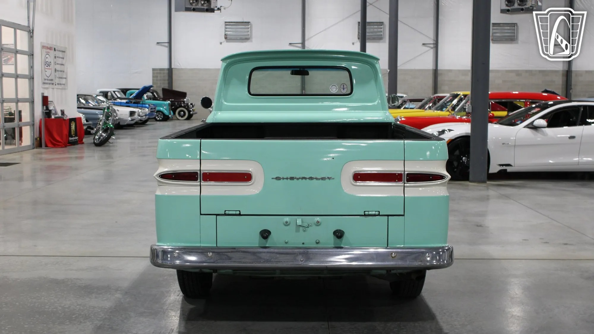 1961 Chevrolet Corvair Rampside - 4