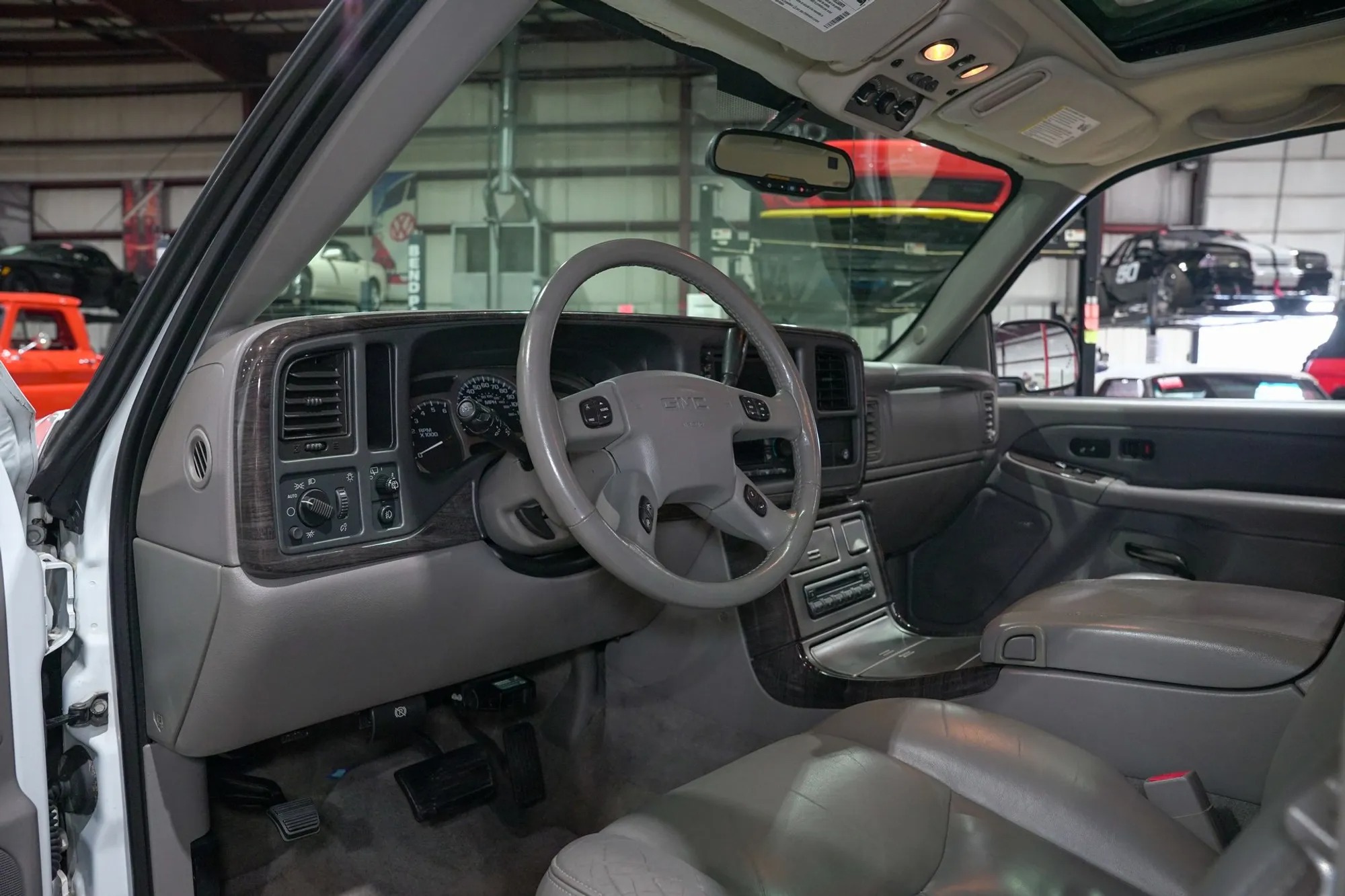 2005 GMC Yukon Denali XL
