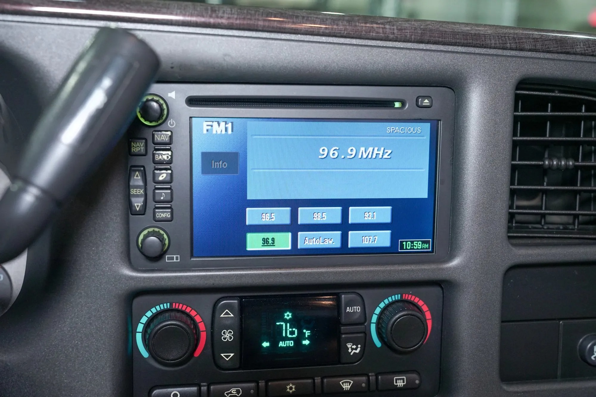 2005 GMC Yukon Denali XL