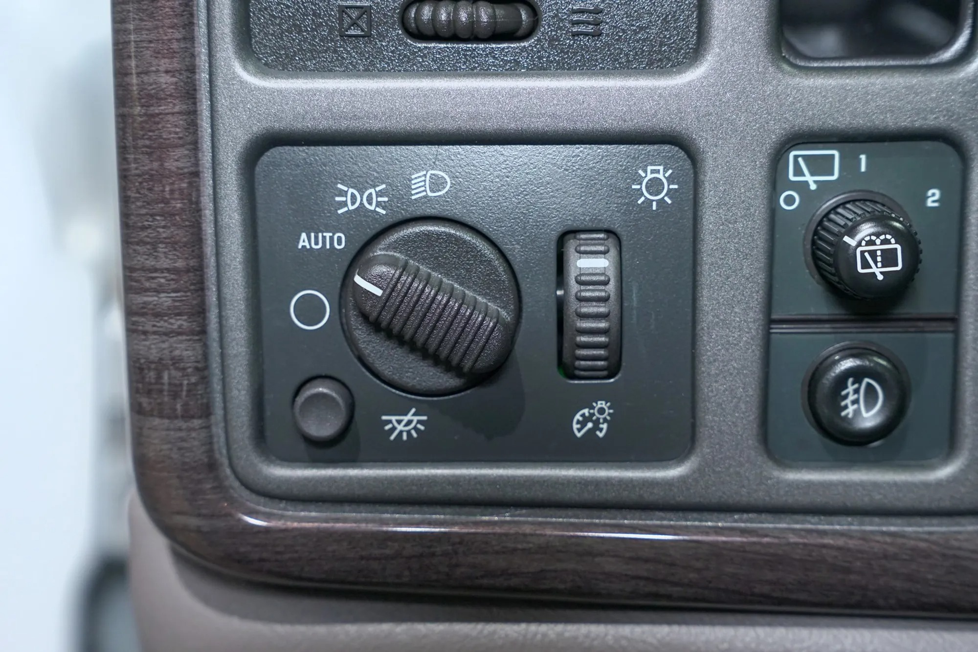 2005 GMC Yukon Denali XL