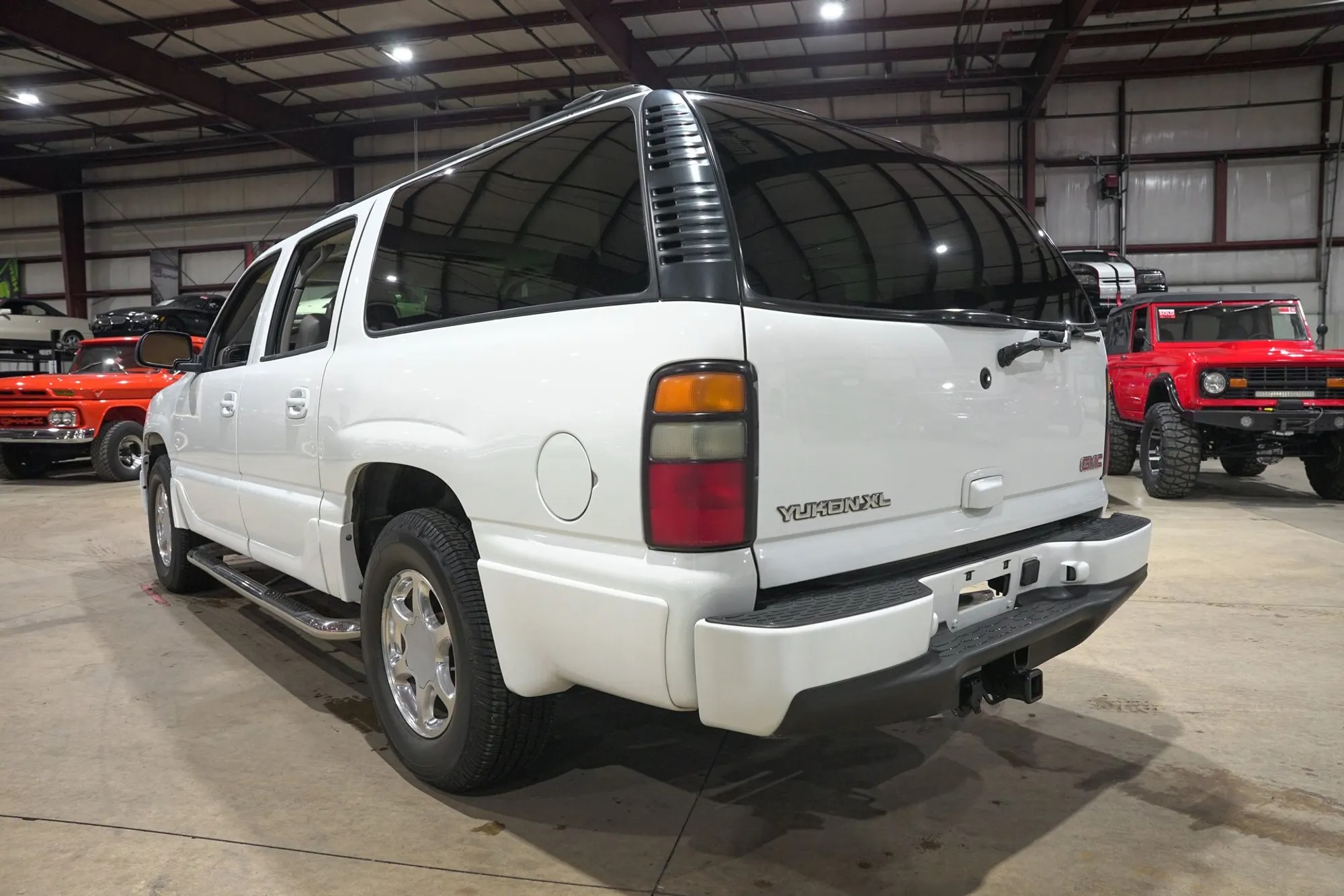 2005 GMC Yukon Denali XL - 5