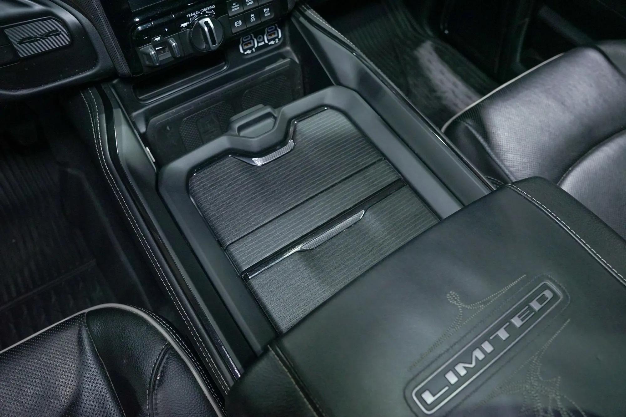 2024 RAM 3500 Limited