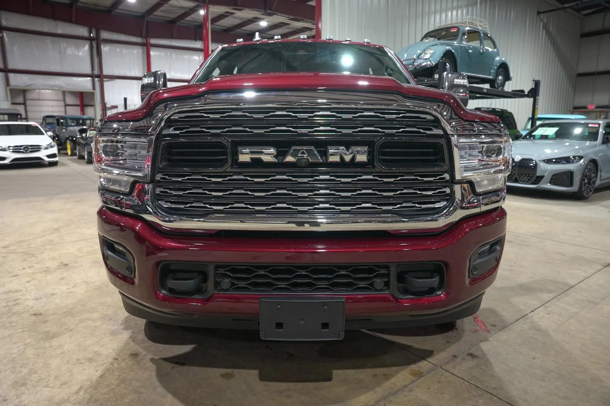 2024 RAM 3500 Limited
