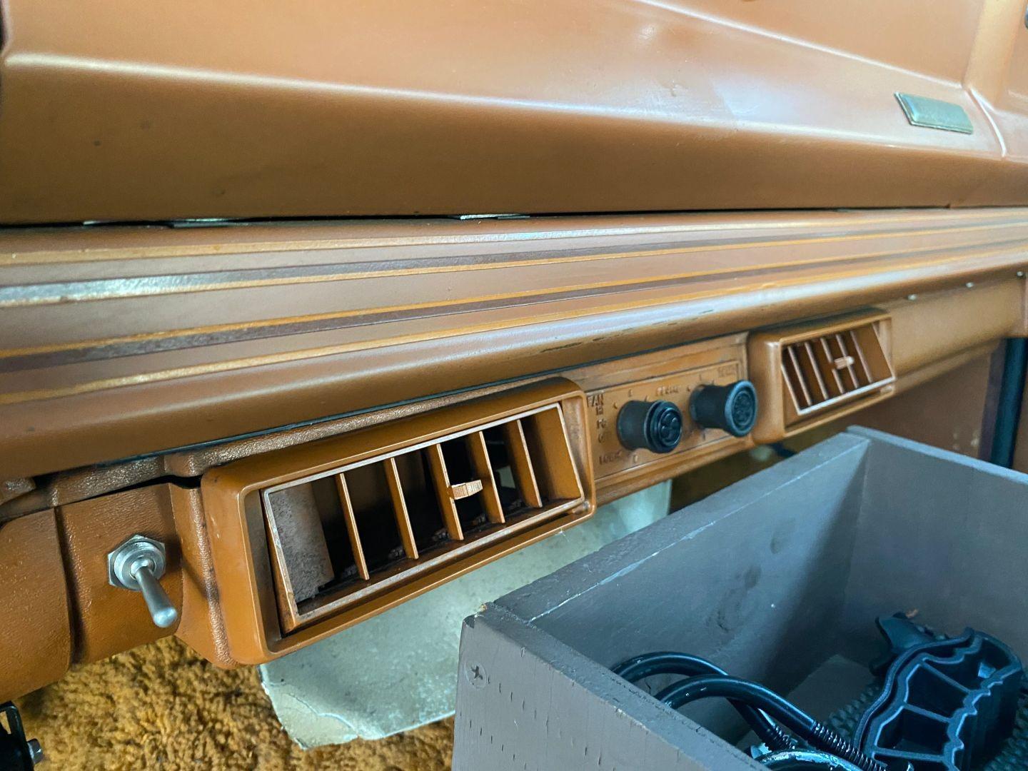 1983 Jeep Cherokee Laredo