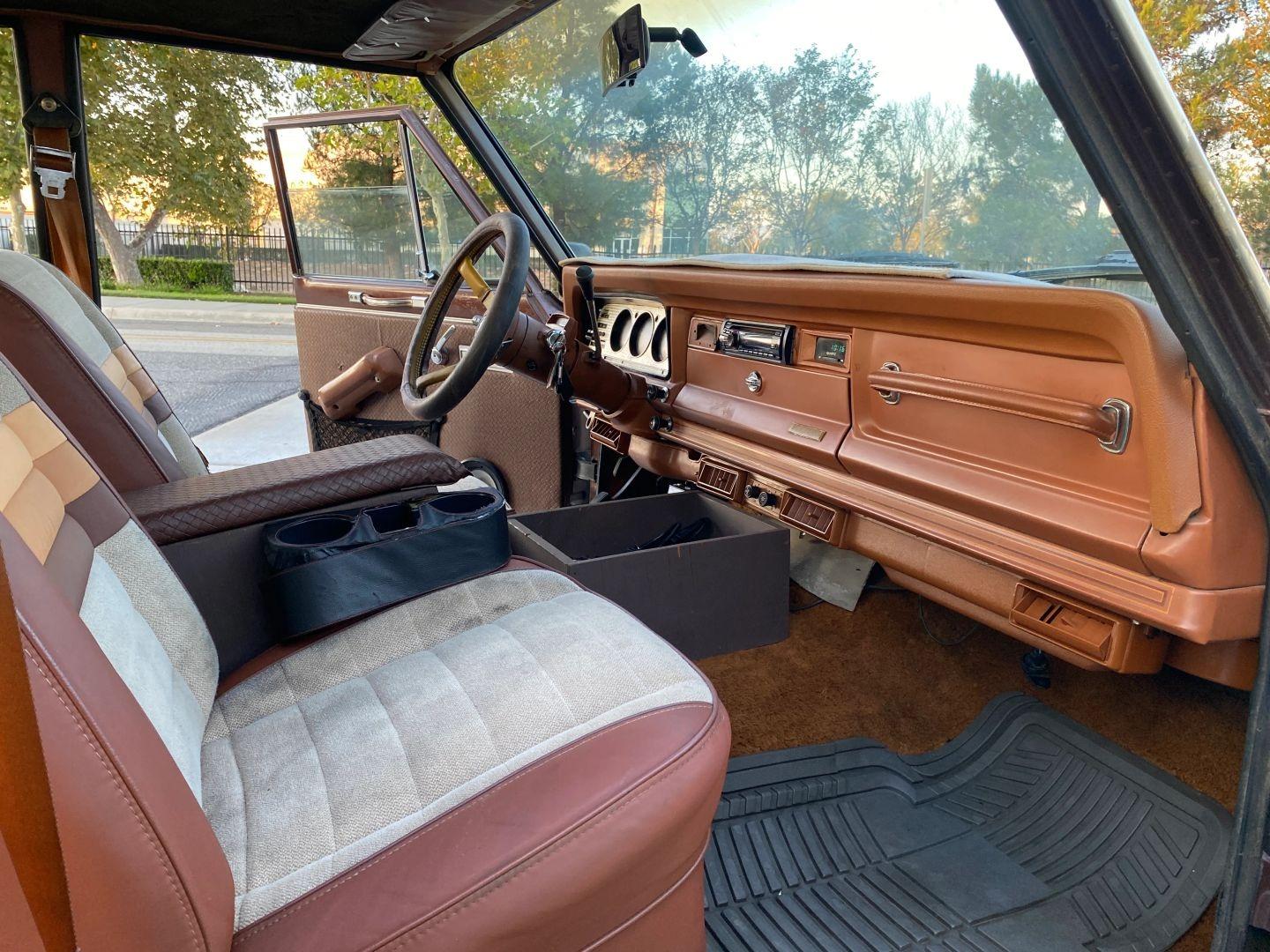 1983 Jeep Cherokee Laredo