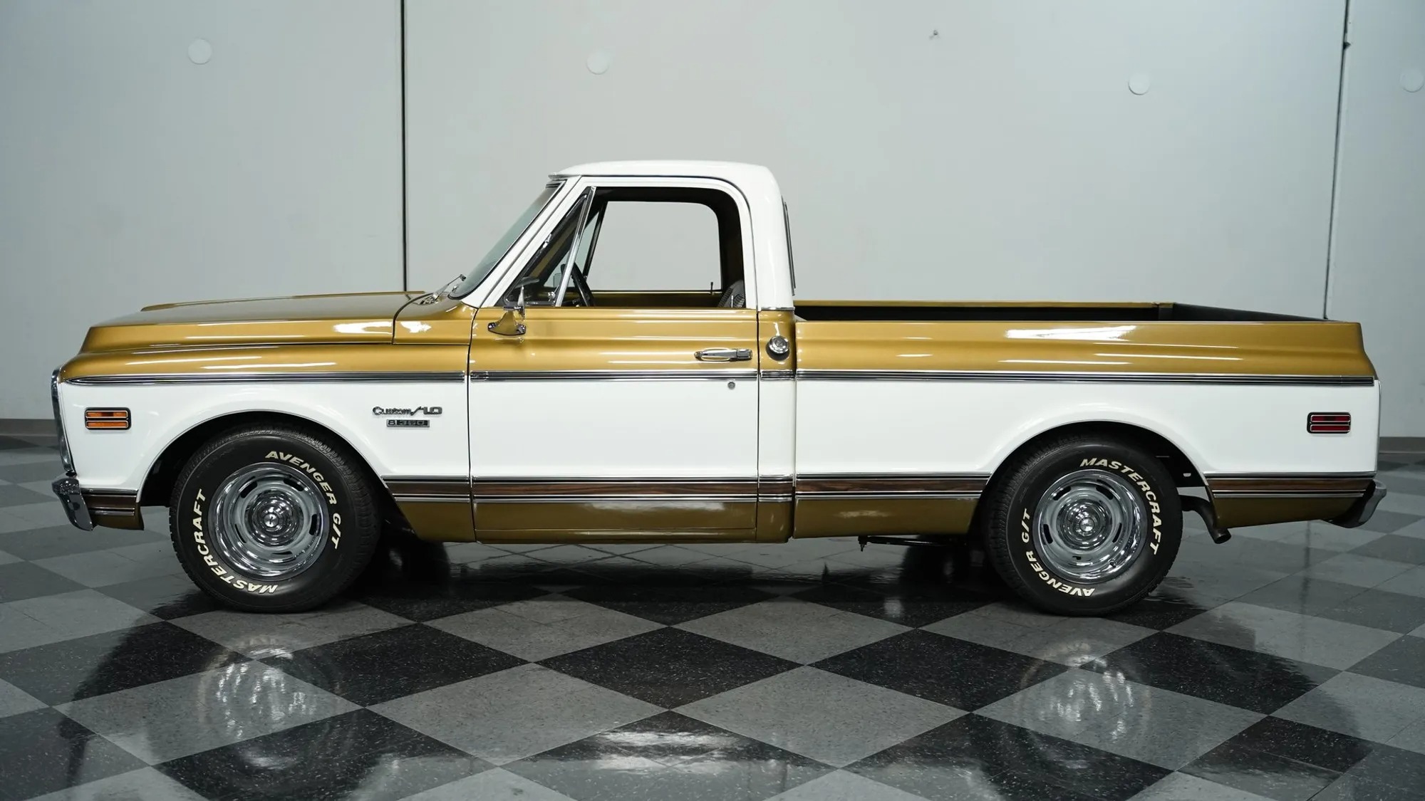 1970 Chevrolet C10 - 2