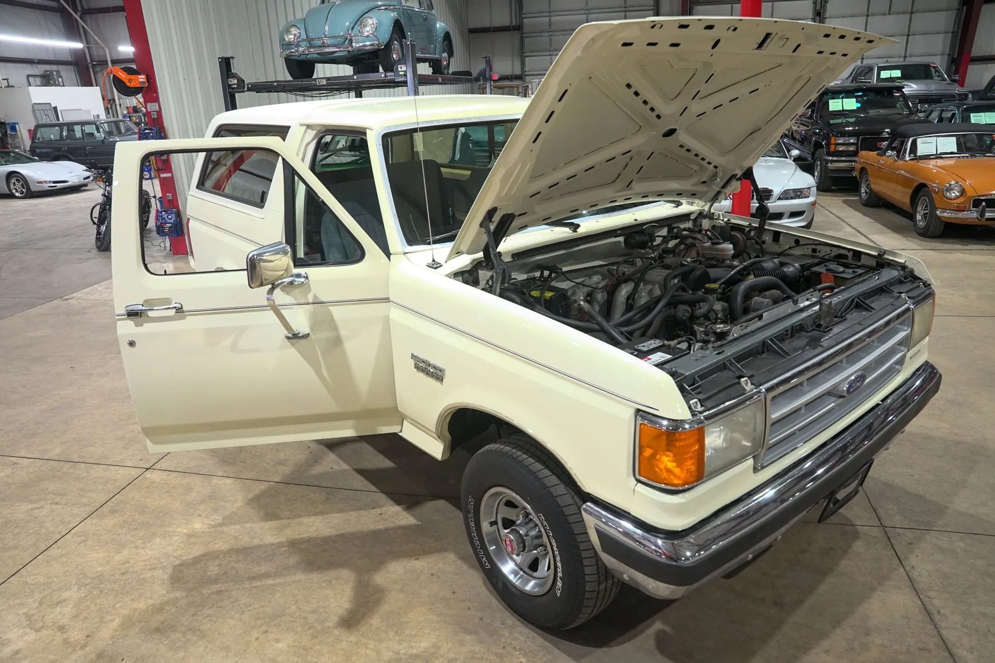 1990 Ford Bronco Custom