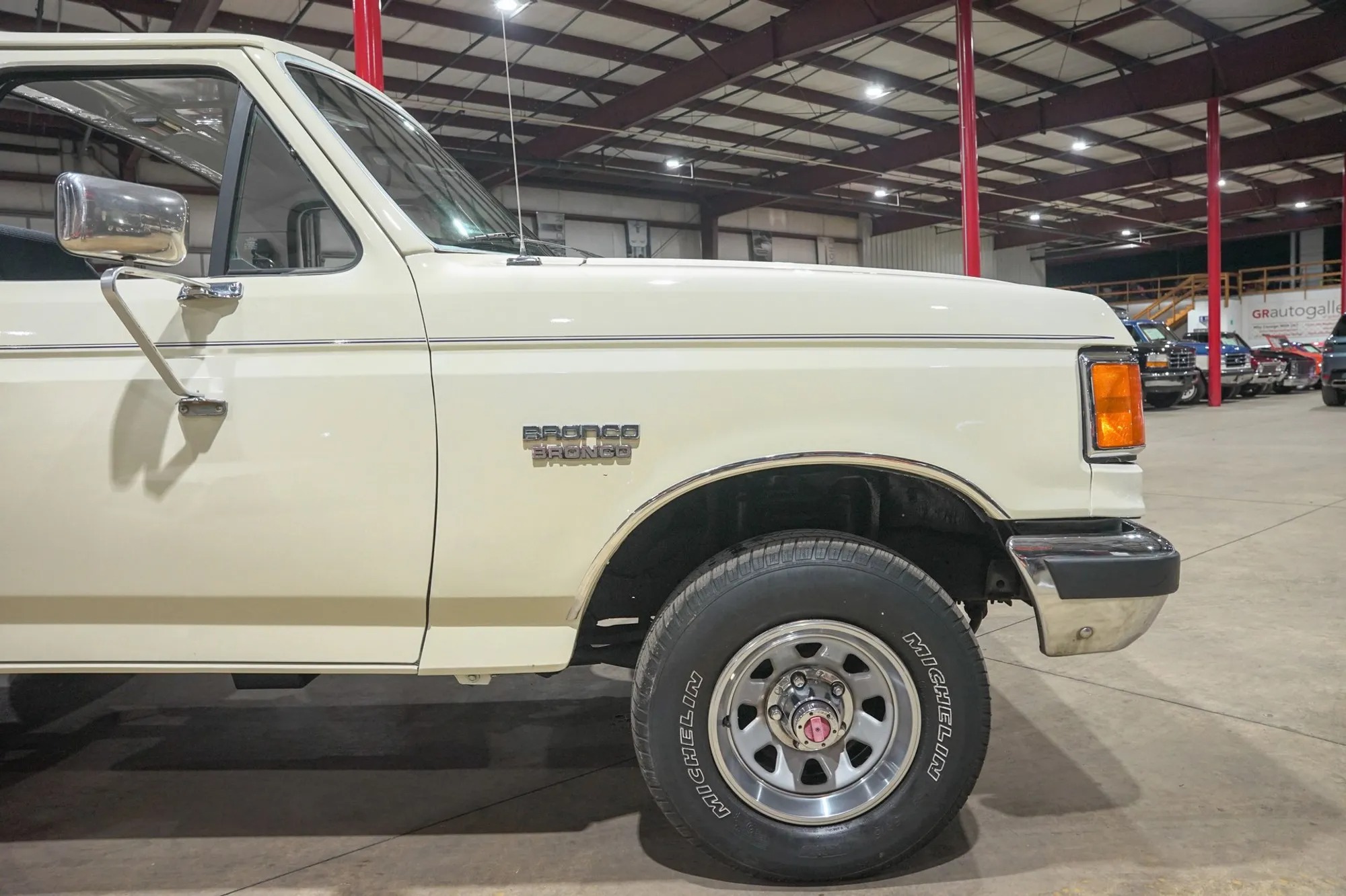 1990 Ford Bronco Custom