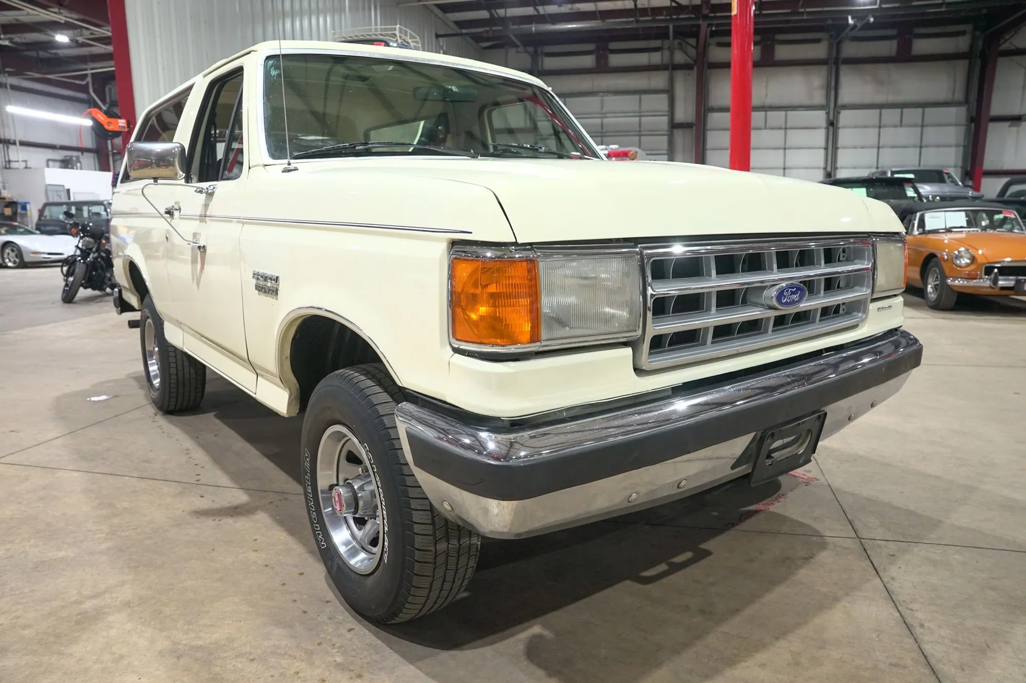 1990 Ford Bronco Custom