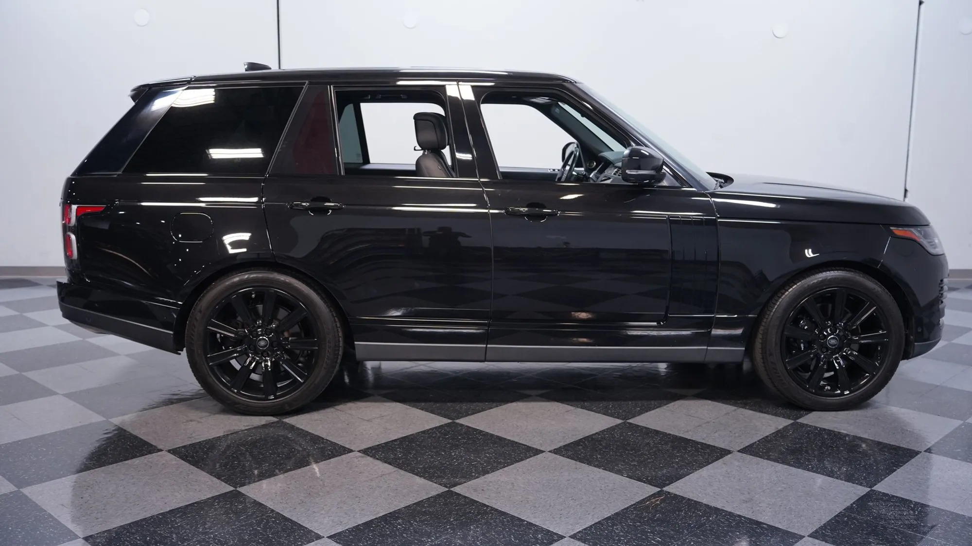 Supercharged 2019 Land Rover Range Rover