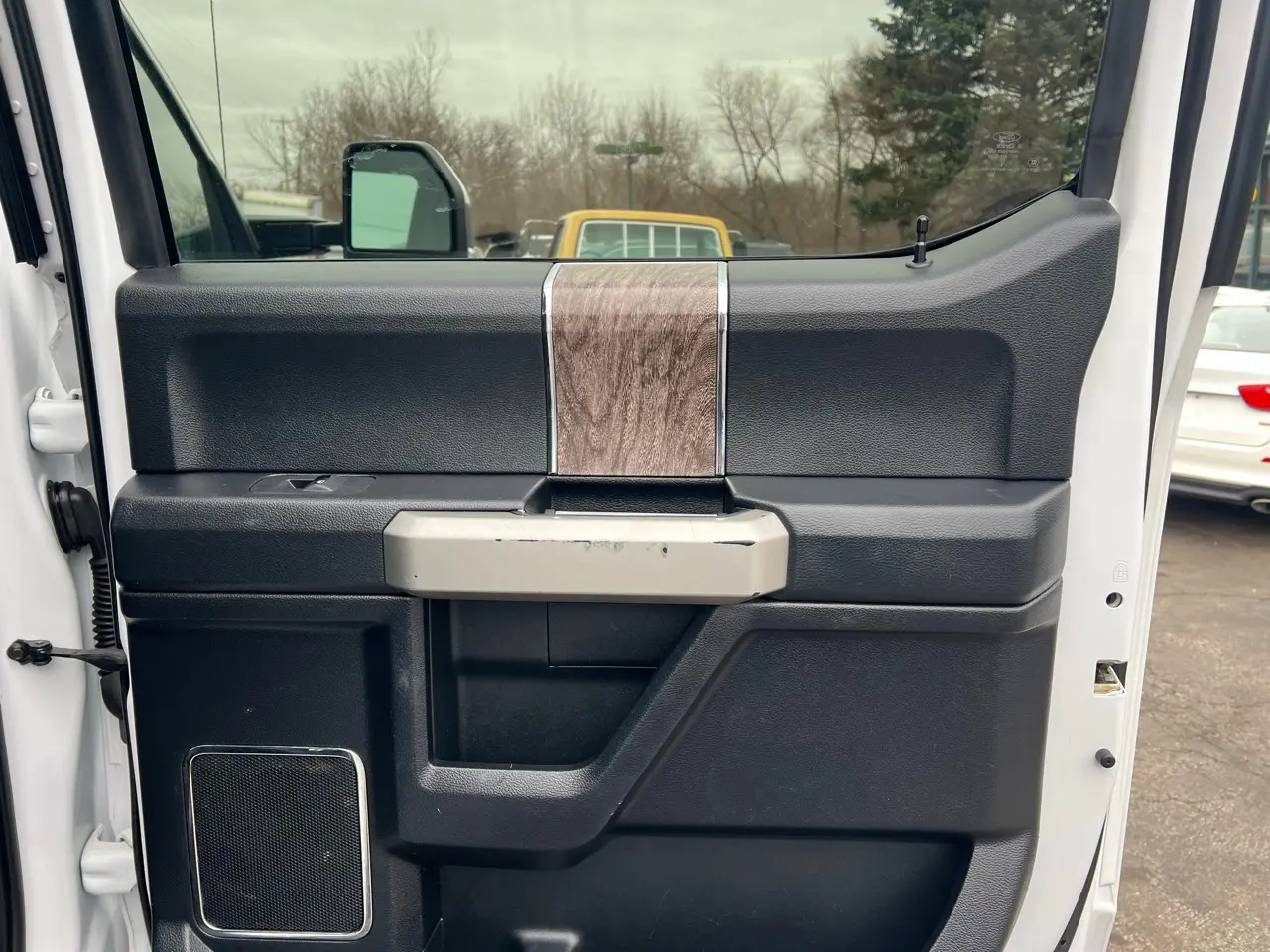 2017 Ford Super Duty F-350 Lariat