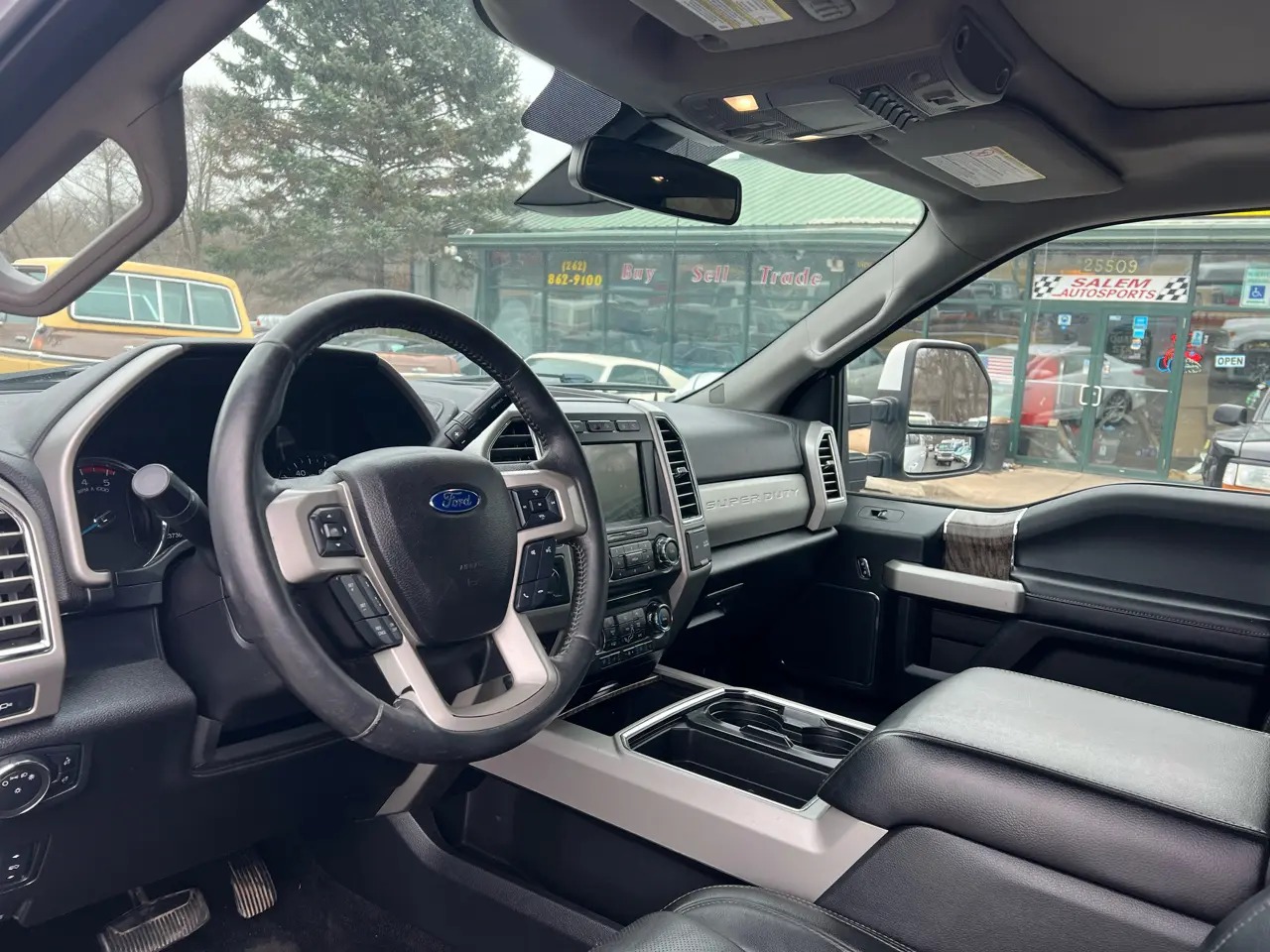 2017 Ford Super Duty F-350 Lariat
