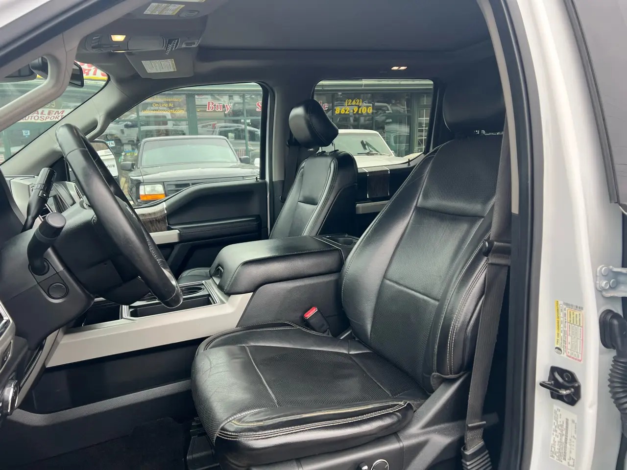 2017 Ford Super Duty F-350 Lariat - 5