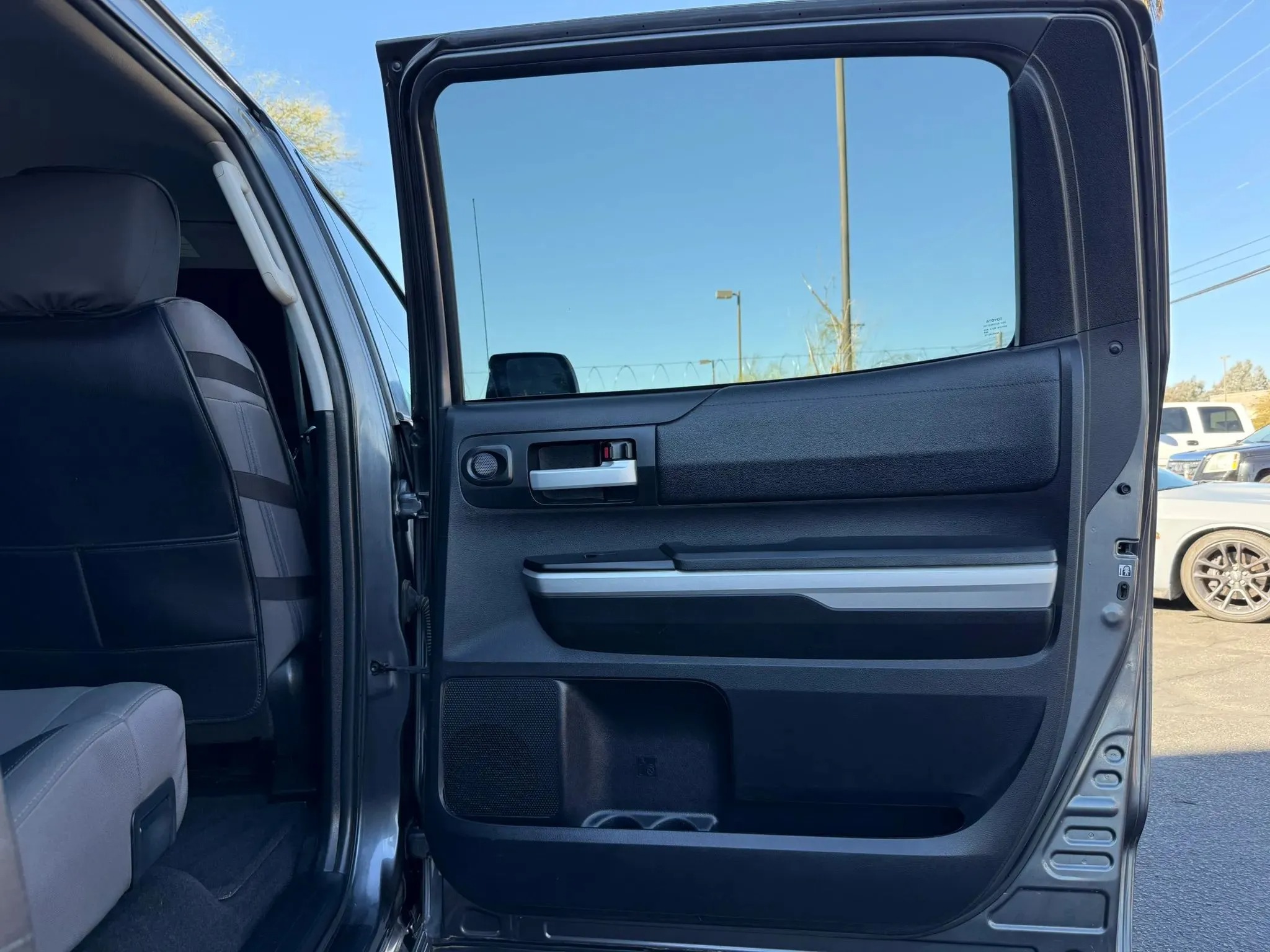 2016 Toyota Tundra SR5