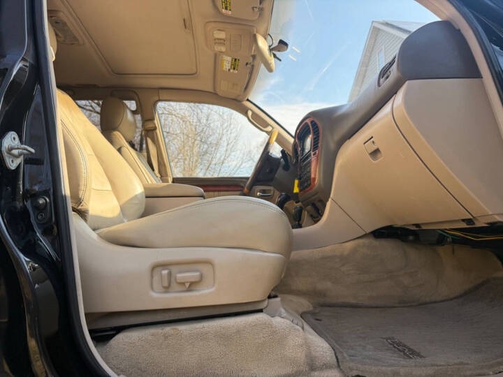 2001 Lexus LX 470