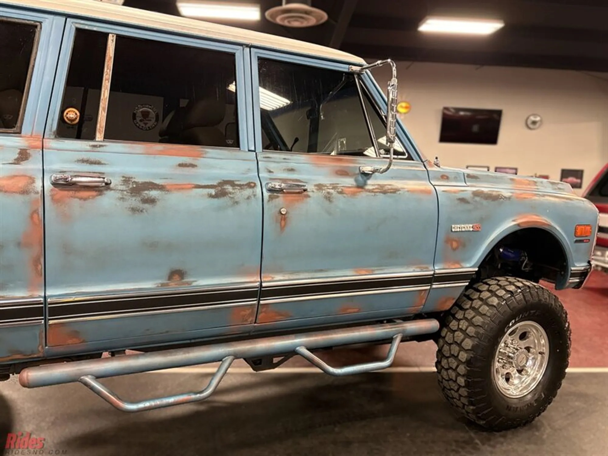 1971 Chevrolet Suburban K20