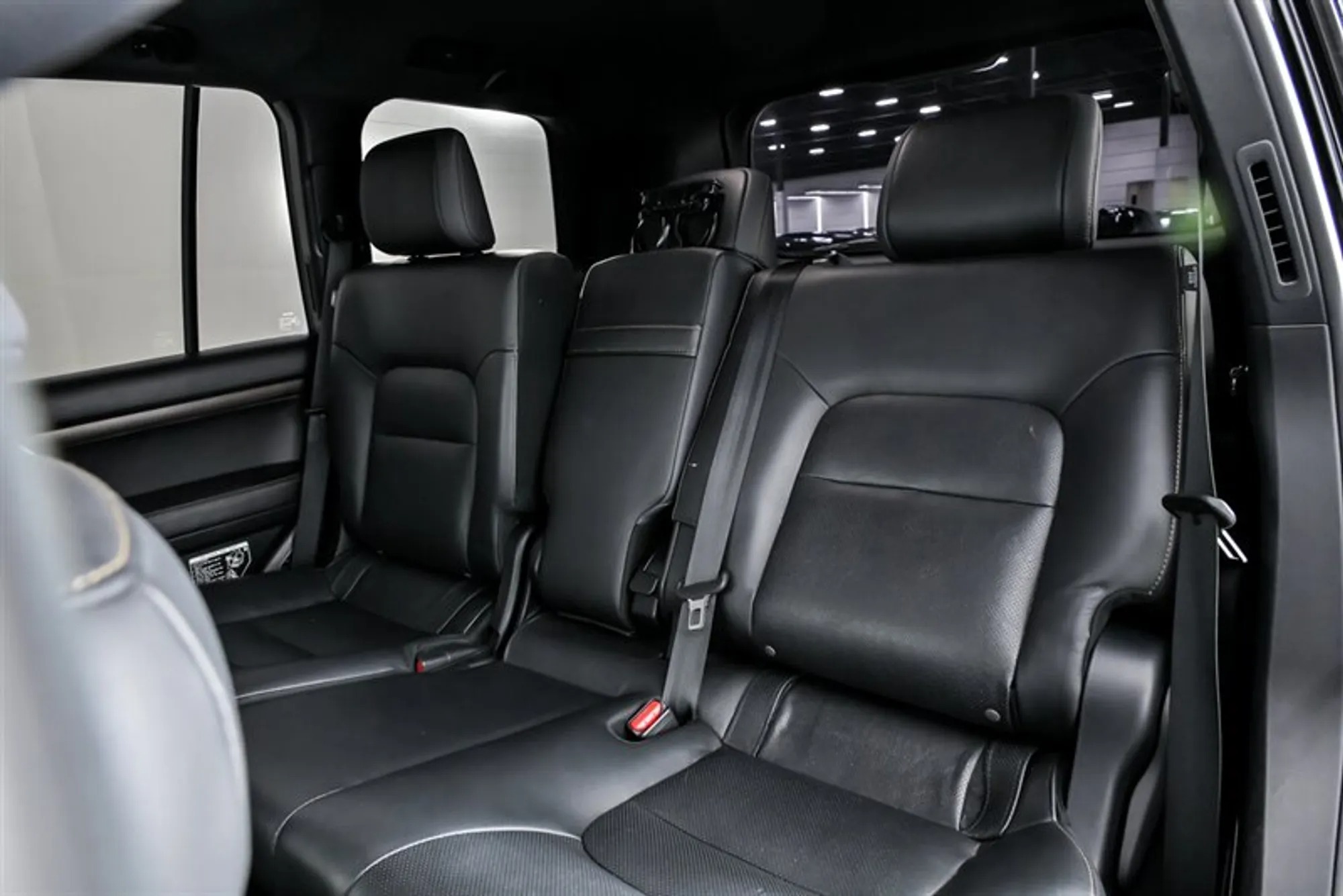 2020 Toyota Land Cruiser Heritage Edition