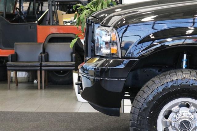 2005 Ford Excursion Limited