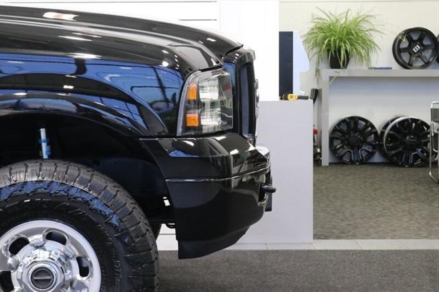 2005 Ford Excursion Limited