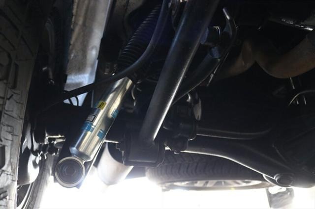 2004 Toyota Sequoia SR5