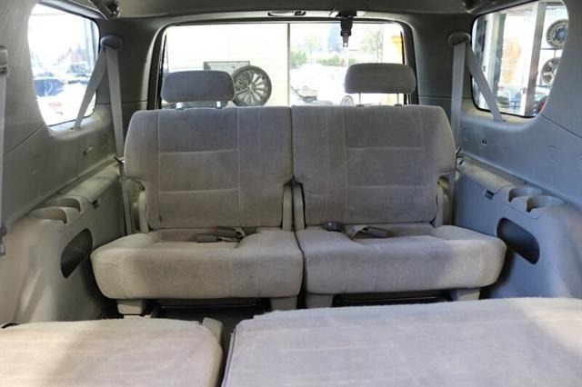 2004 Toyota Sequoia SR5