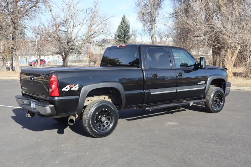 2007 Chevrolet Silverado 2500HD LT - 3