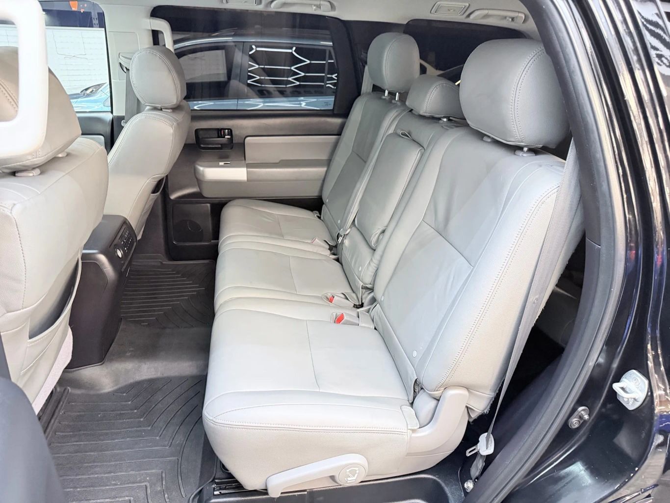 2019 Toyota Sequoia SR5