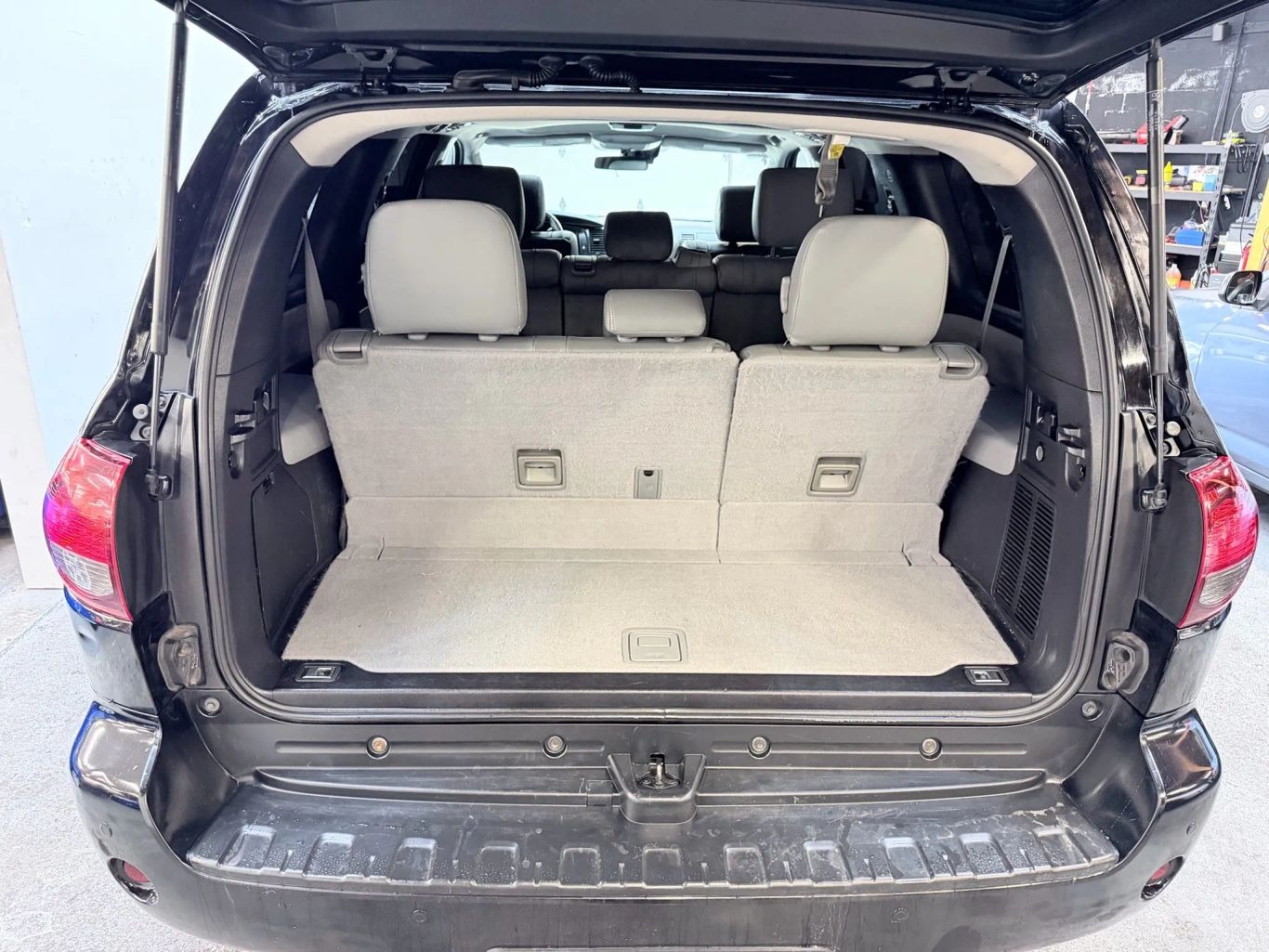2019 Toyota Sequoia SR5