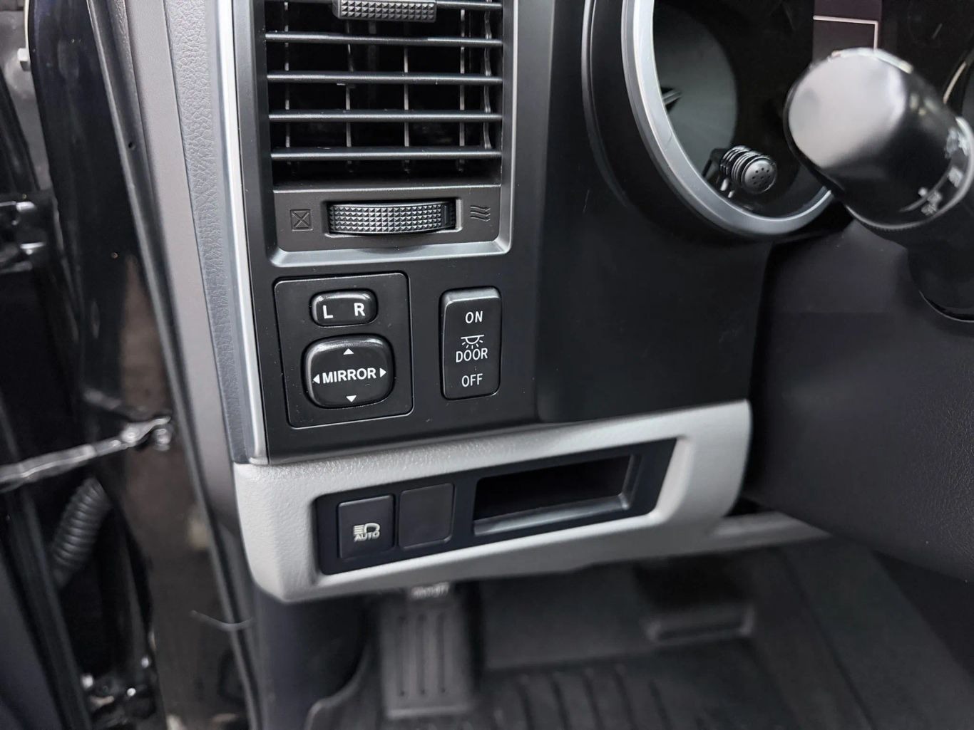 2019 Toyota Sequoia SR5