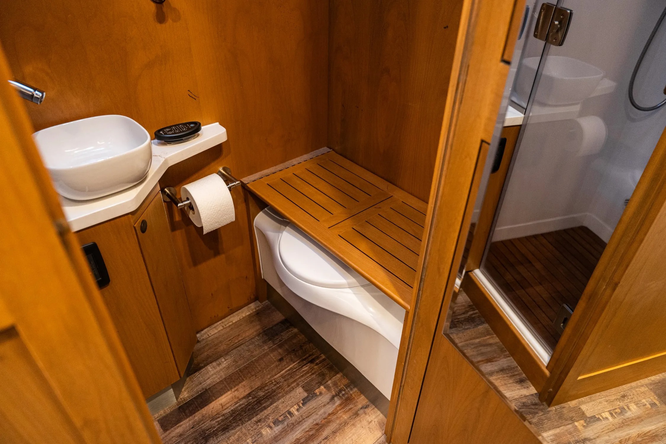 2024 EarthRoamer SX 020