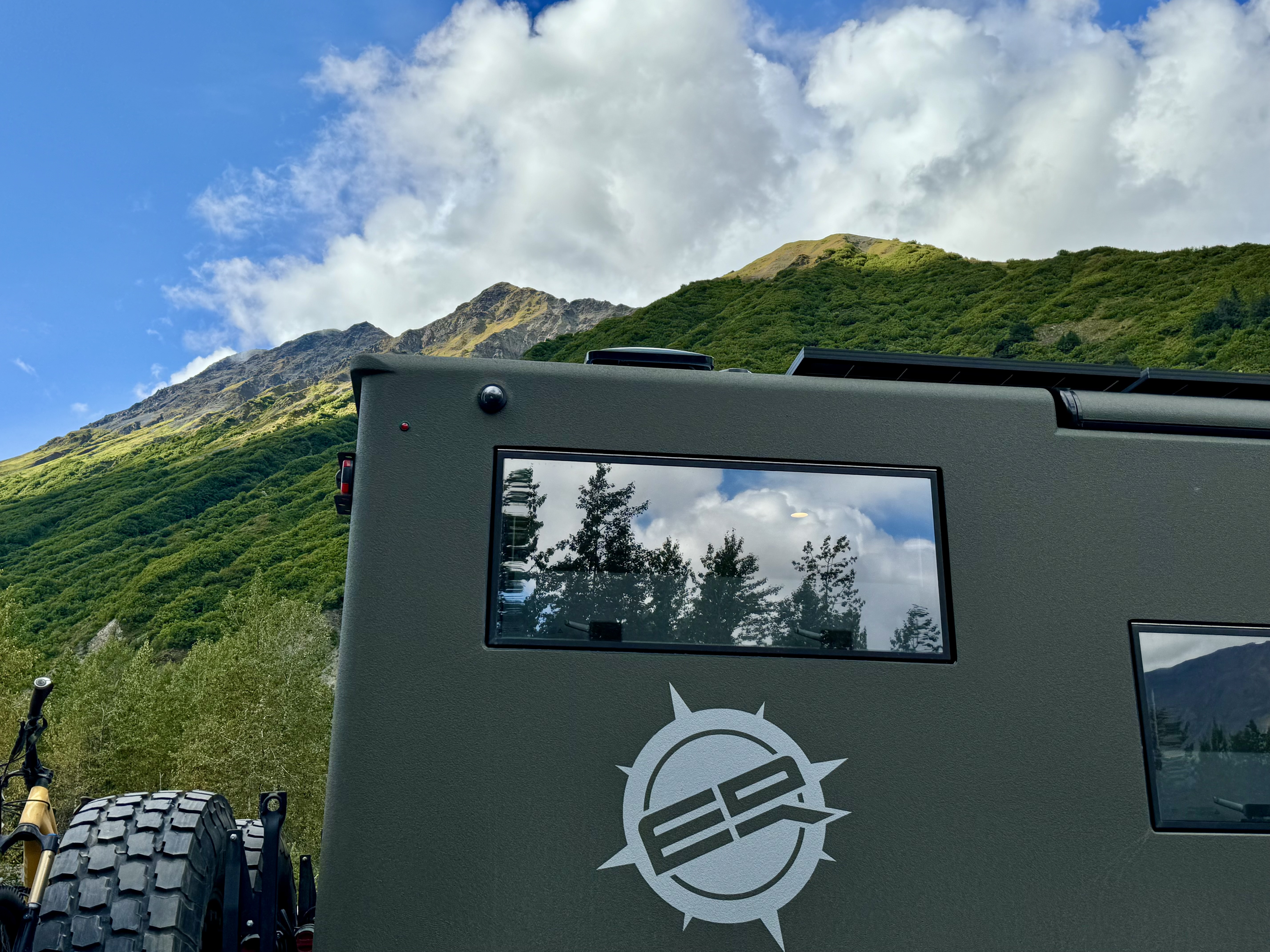 2024 EarthRoamer SX 020