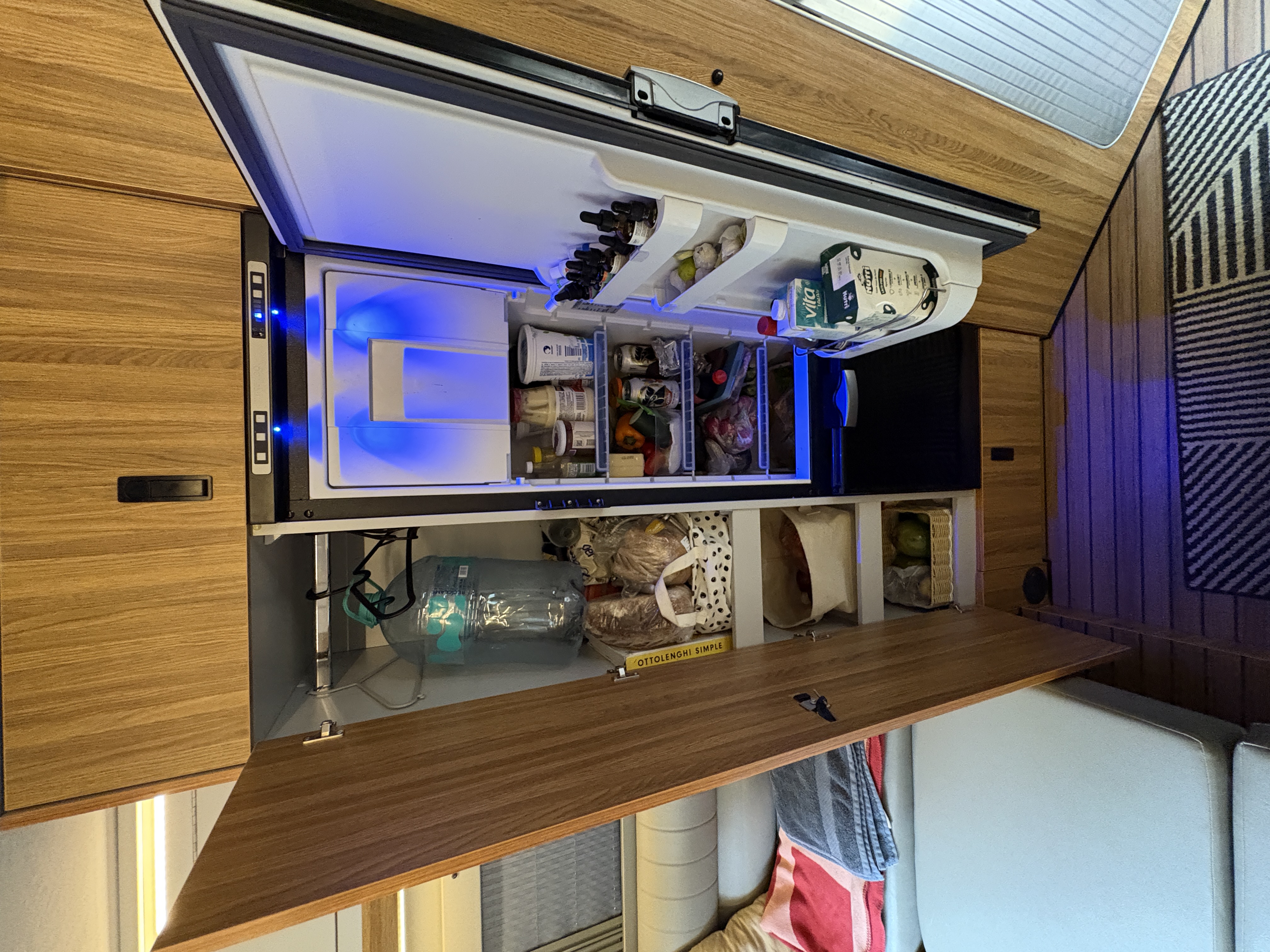 2005 Mercedes-Benz Vario 815DA