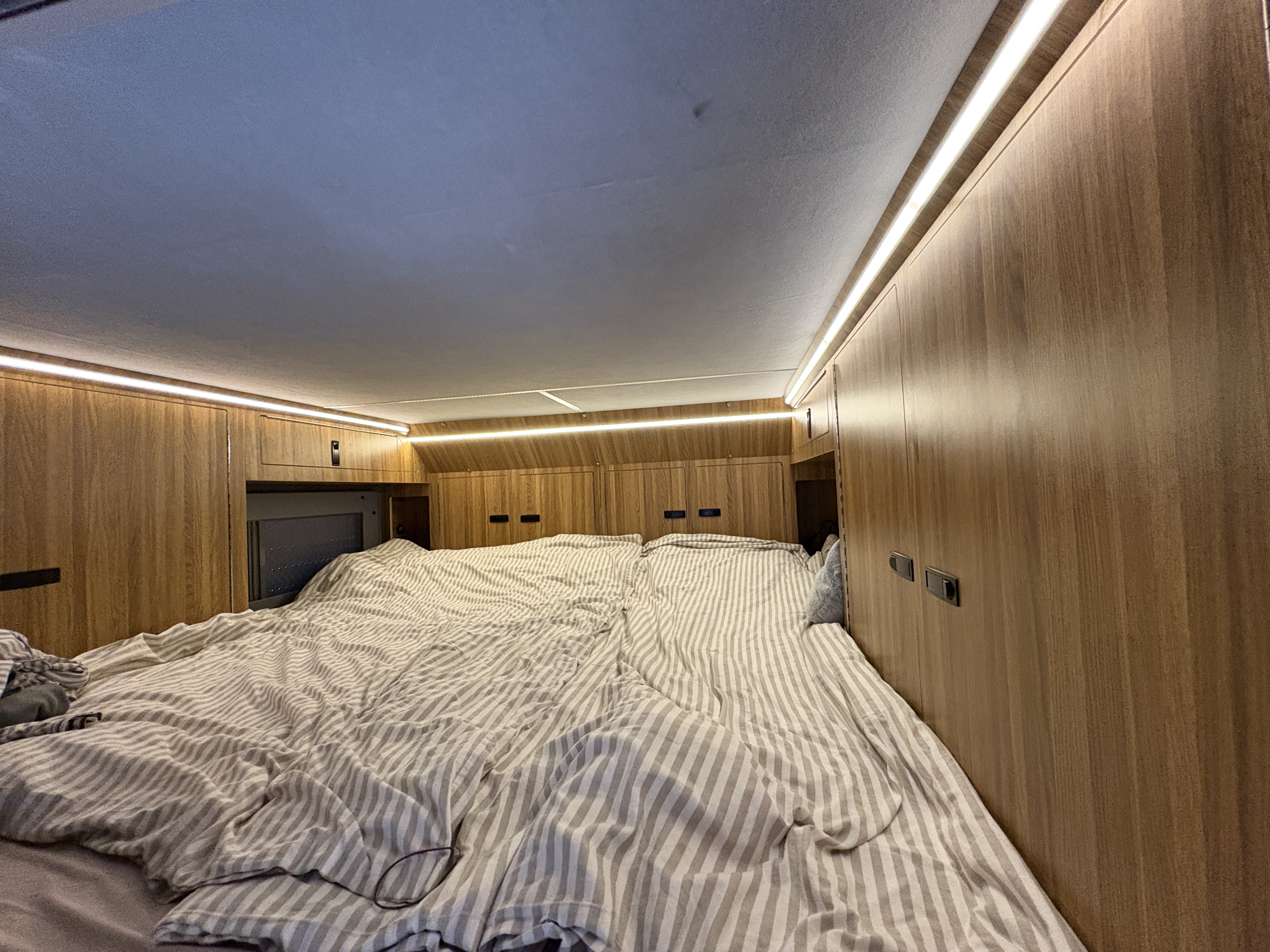 2005 Mercedes-Benz Vario 815DA