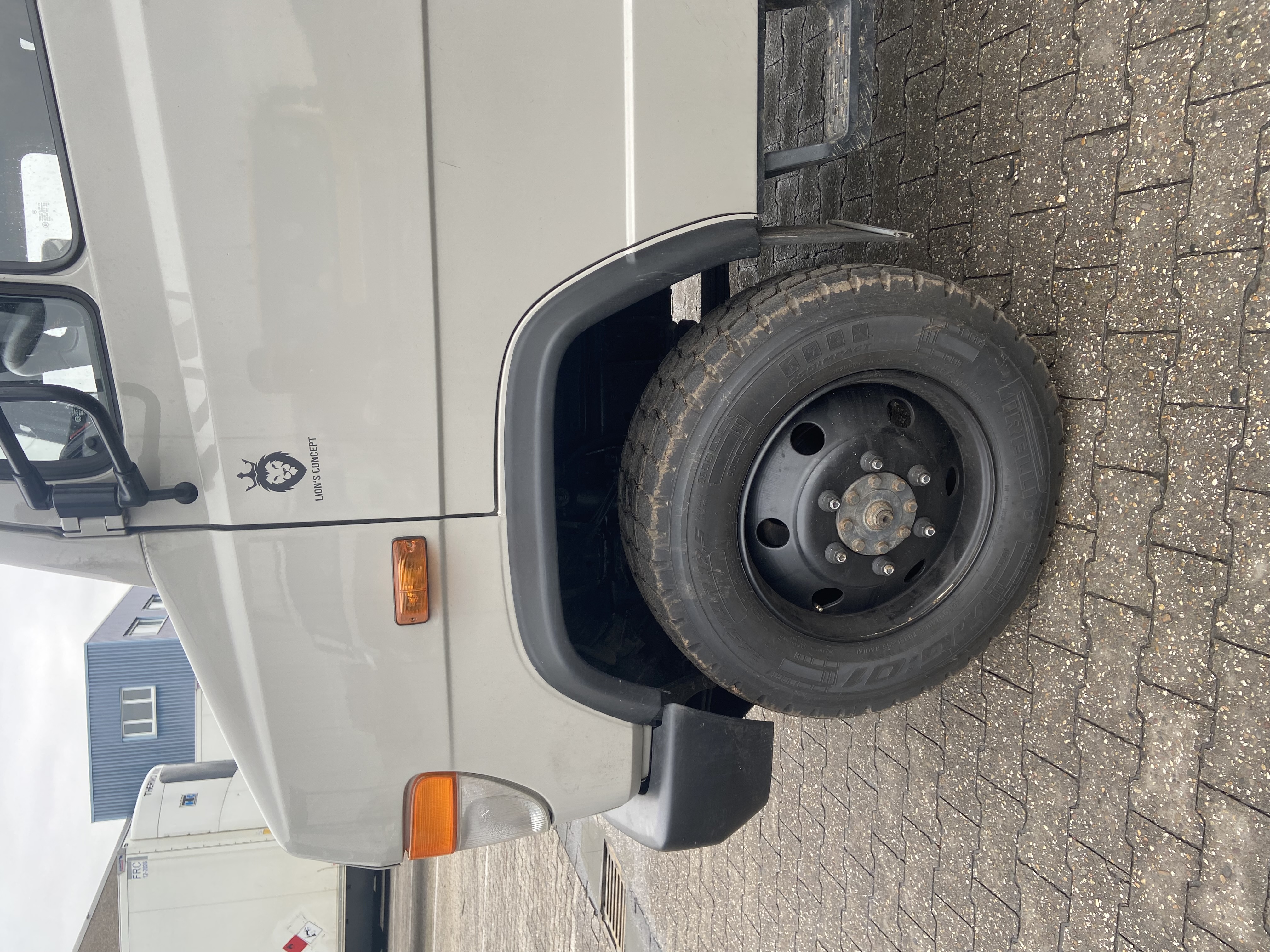 2005 Mercedes-Benz Vario 815DA