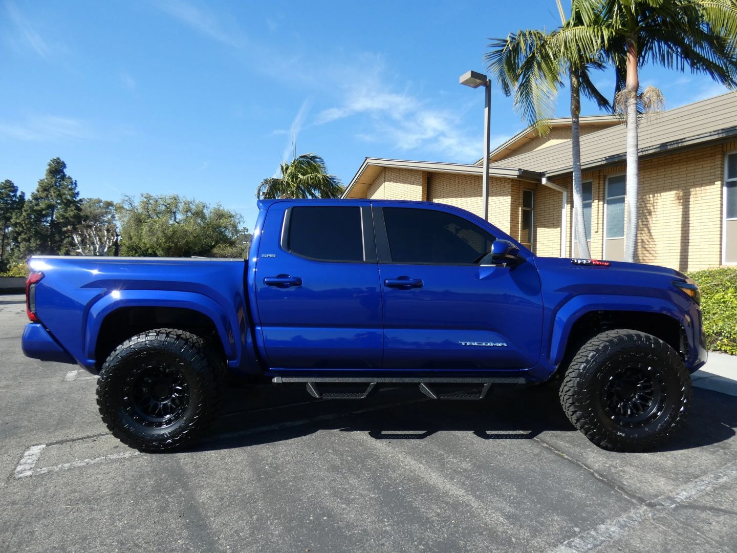 2025 Toyota Tacoma SR5 - 2